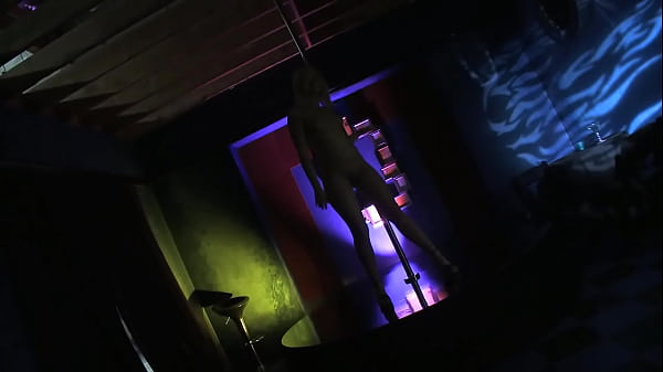 Alexis Texas Takes A Creampie In Her Pussy After Hardcore Fuck